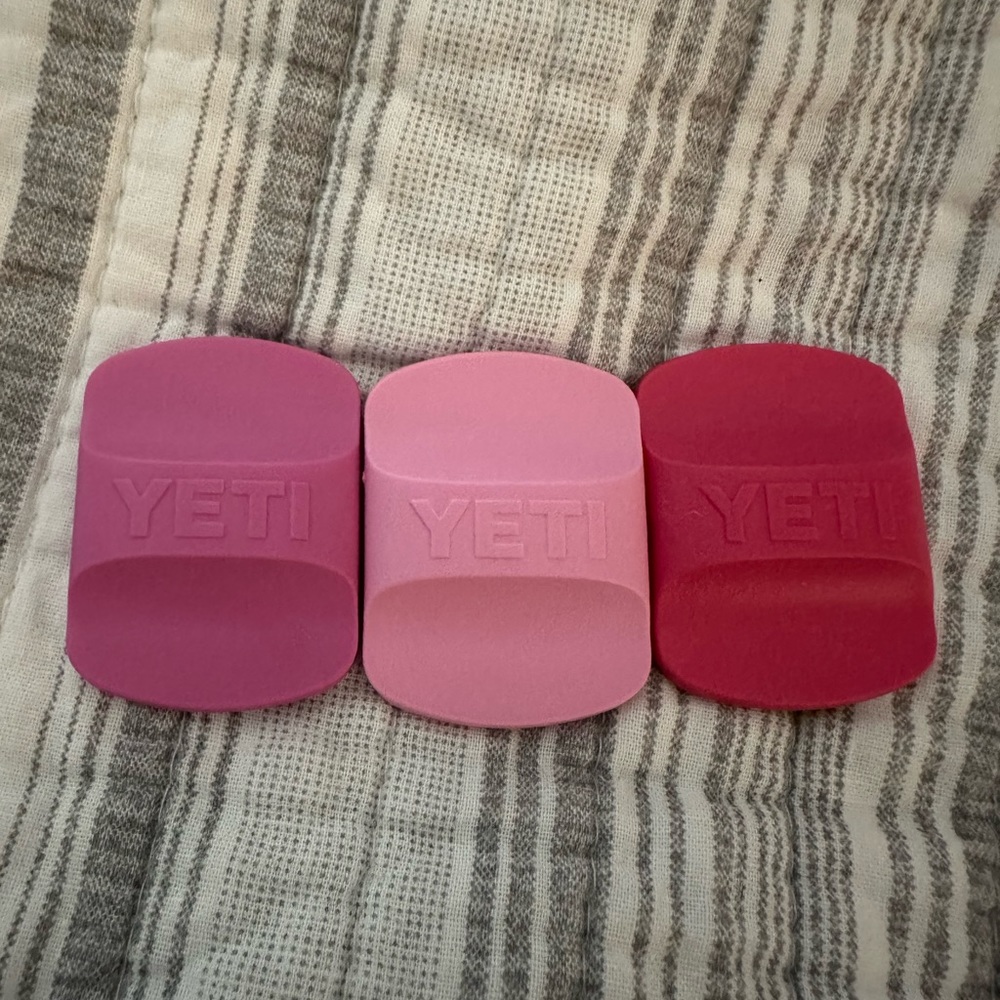Yeti Pink Magslider